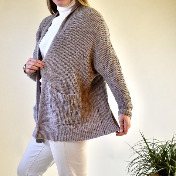Beige Knit Oversized Cardigan with Pockets - Picture 3 of 4